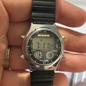 Digital Black and Silver Watch Water Resistance Works